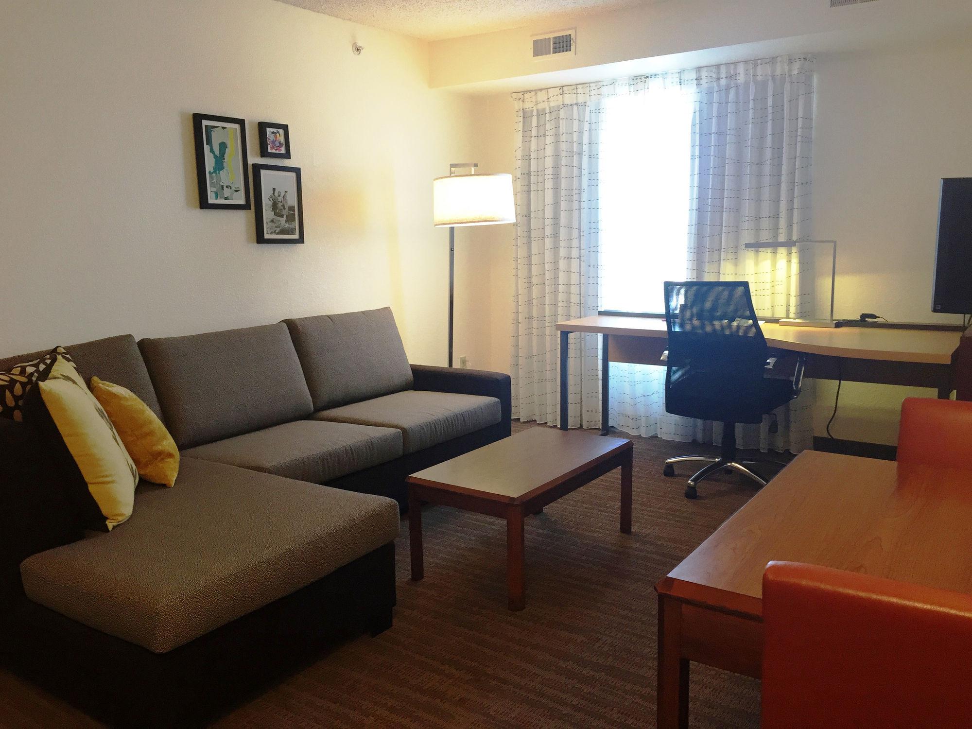 Denver Southwest/lakewood 3* Lakewood