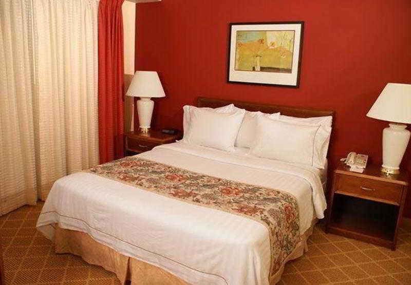 Denver Southwest/lakewood Hotel