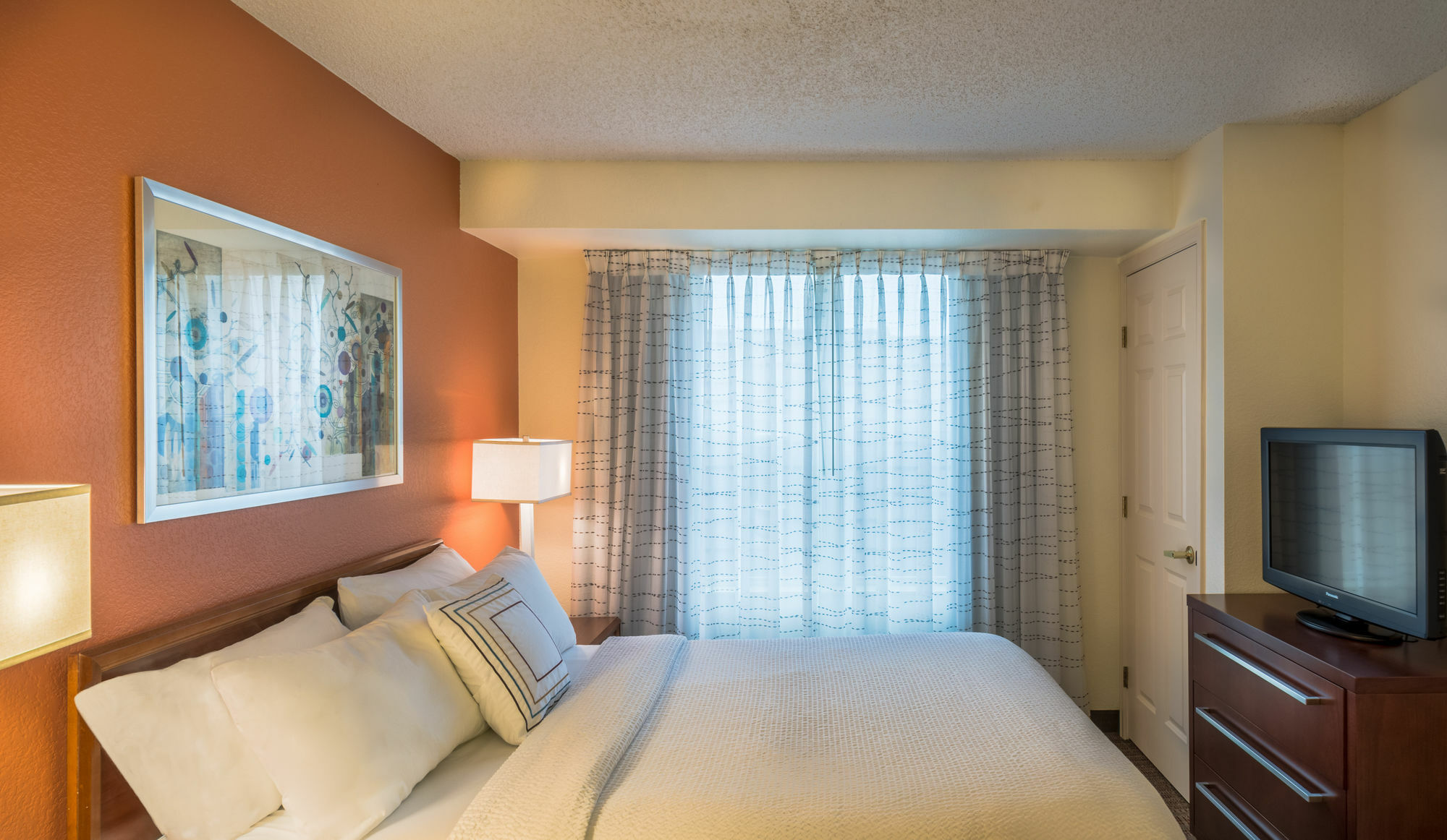 Denver Southwest/lakewood 3* Lakewood