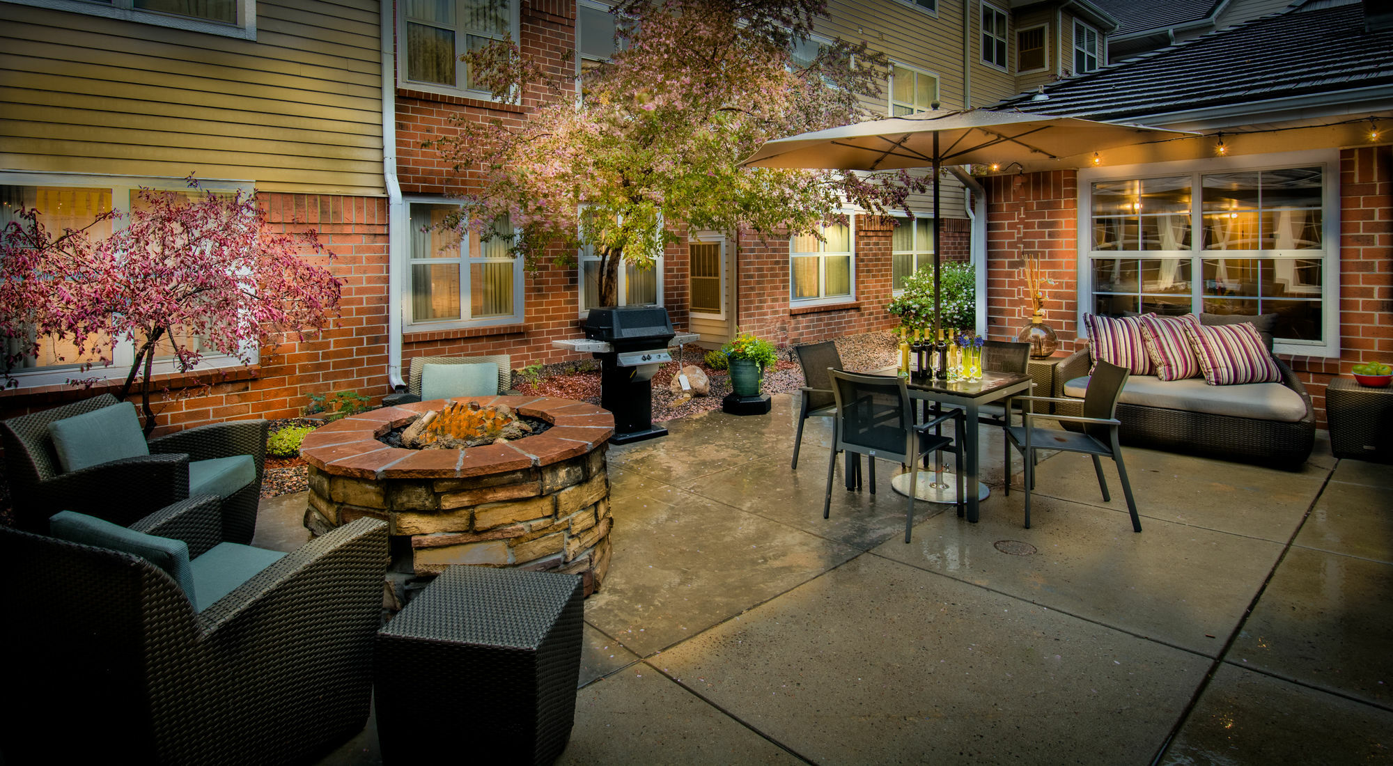 Denver Southwest/lakewood 3*